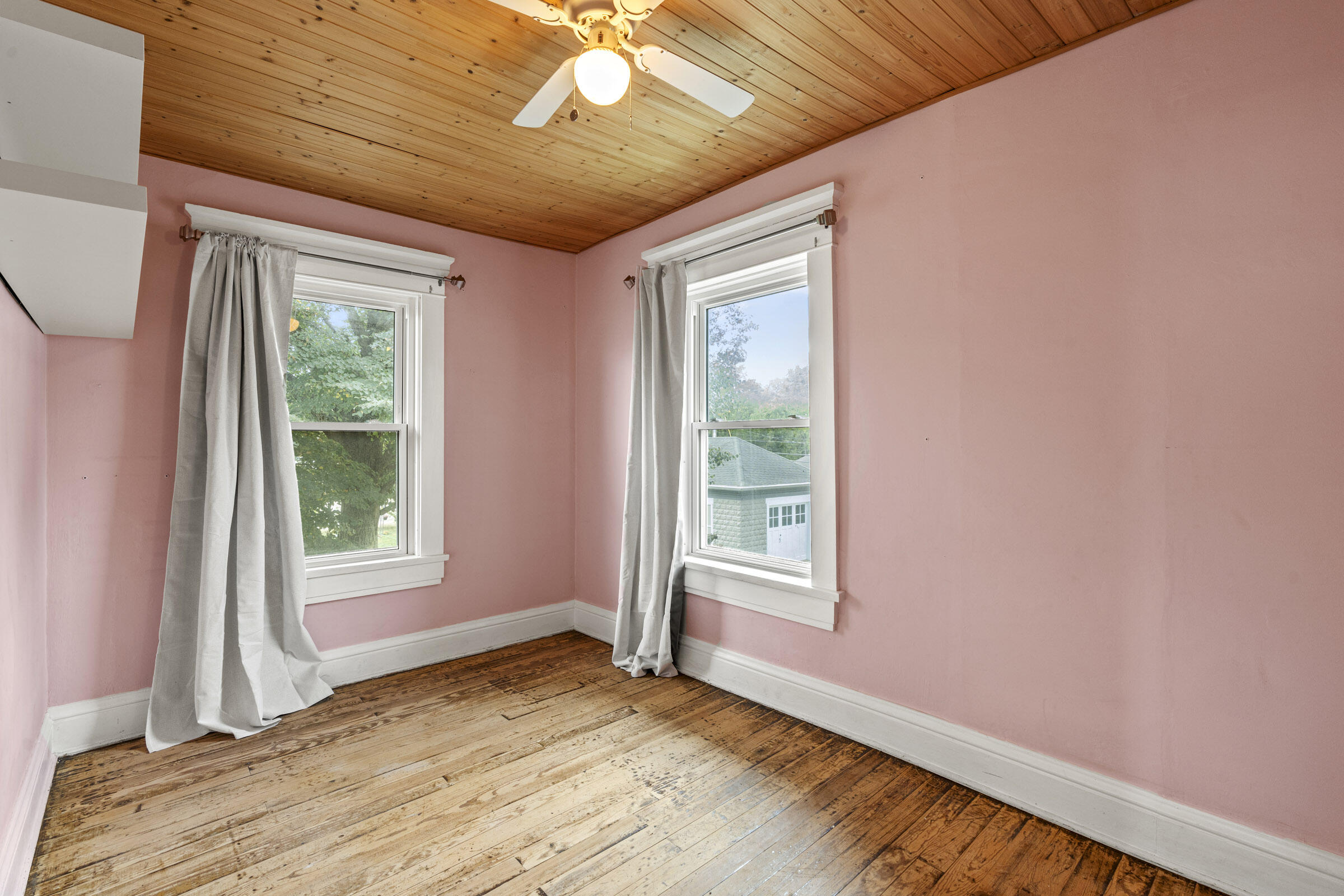 15 Jamestown Street, South Charleston, Ohio 45368