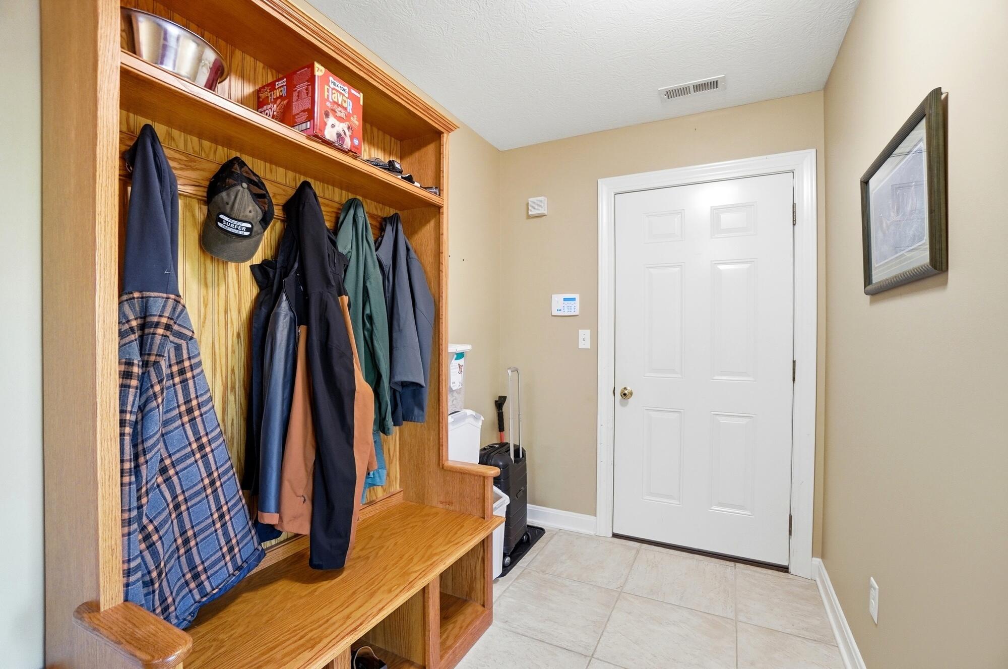 72 Childrens Home Road, Troy, Ohio 45373