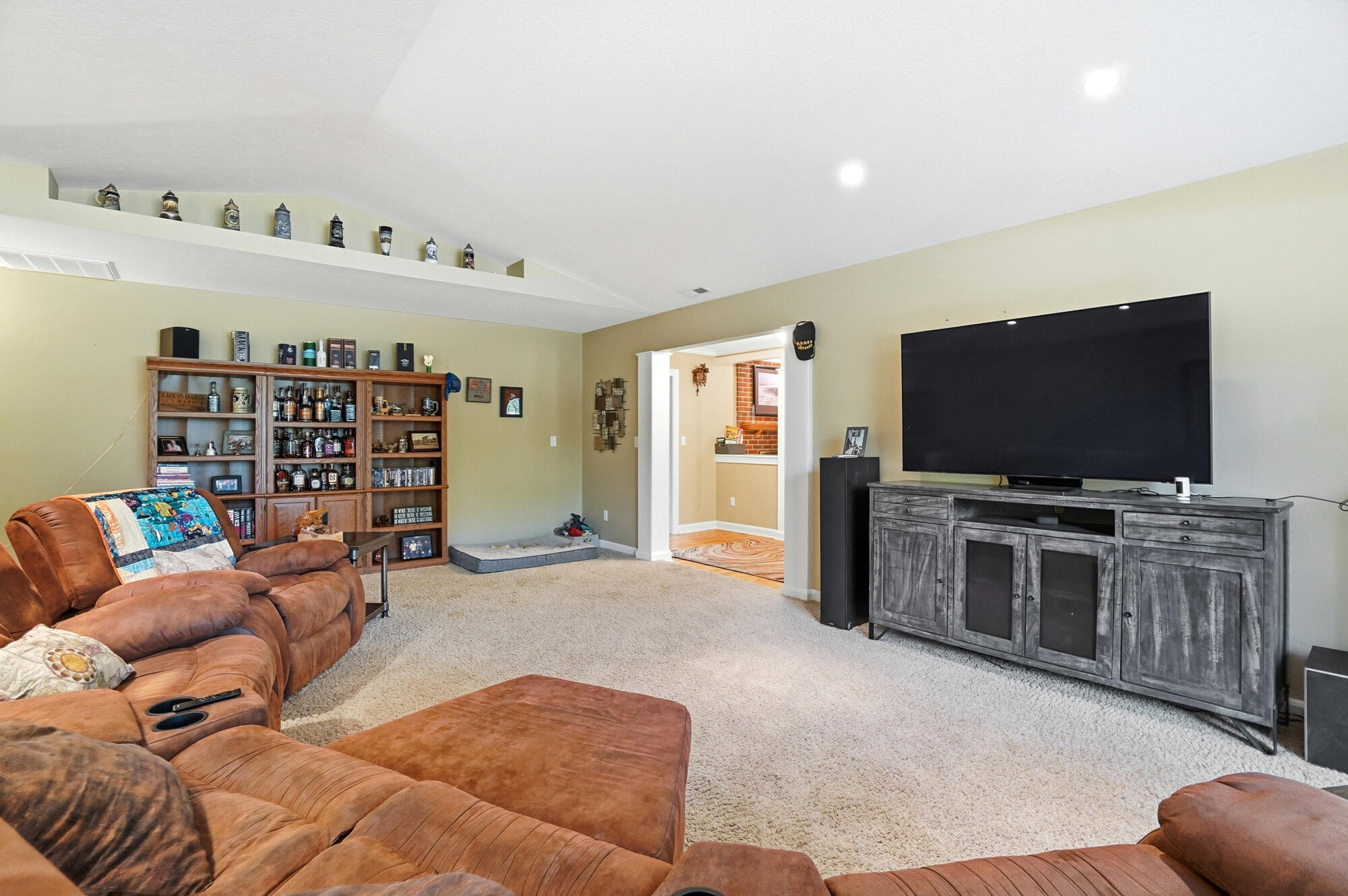 72 Childrens Home Road, Troy, Ohio 45373