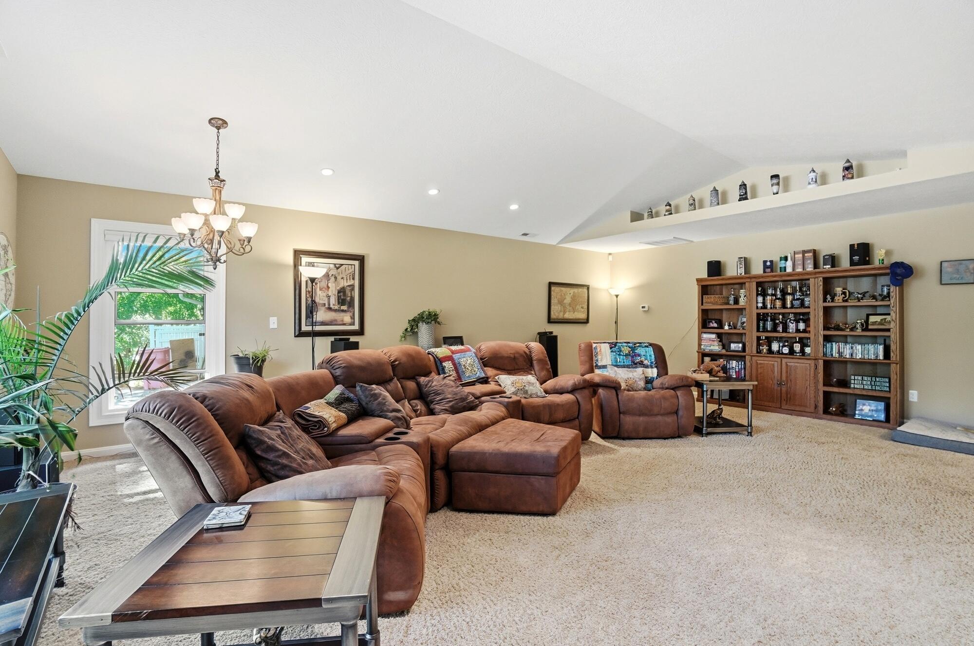 72 Childrens Home Road, Troy, Ohio 45373