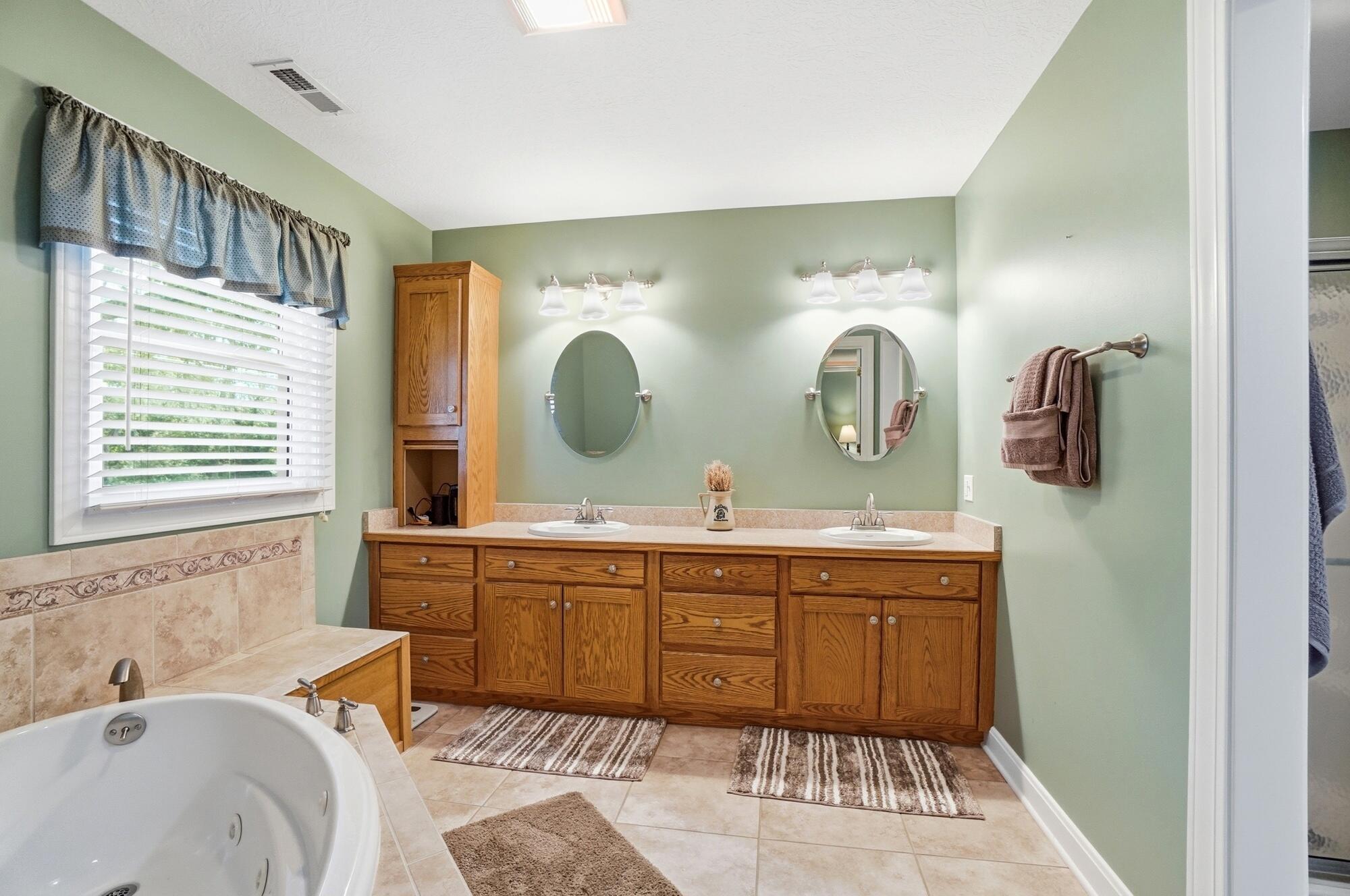 72 Childrens Home Road, Troy, Ohio 45373