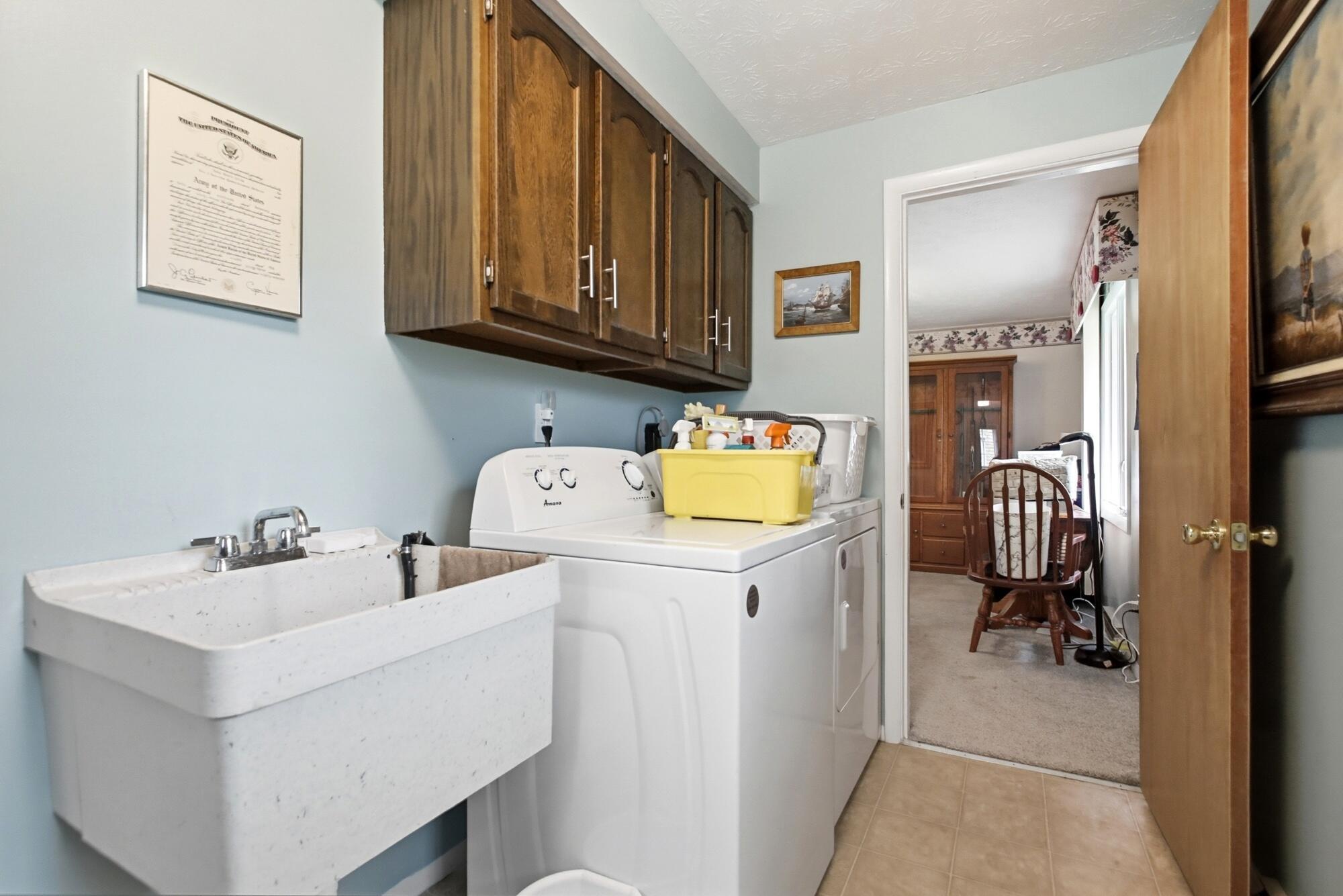 3314 Scotsdale Drive, Springfield, Ohio 45504