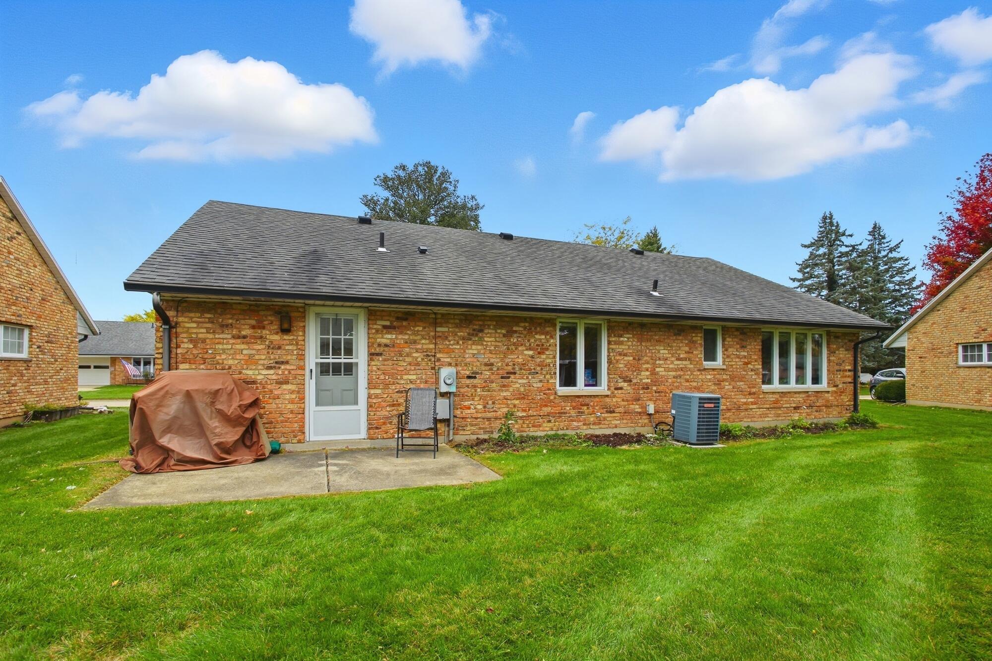 3314 Scotsdale Drive, Springfield, Ohio 45504