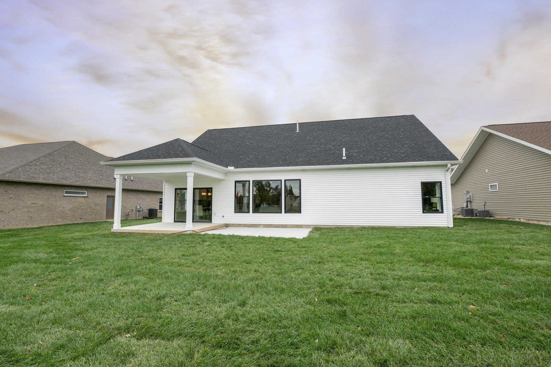 3413 Ottawa Circle, Piqua, Ohio 45356