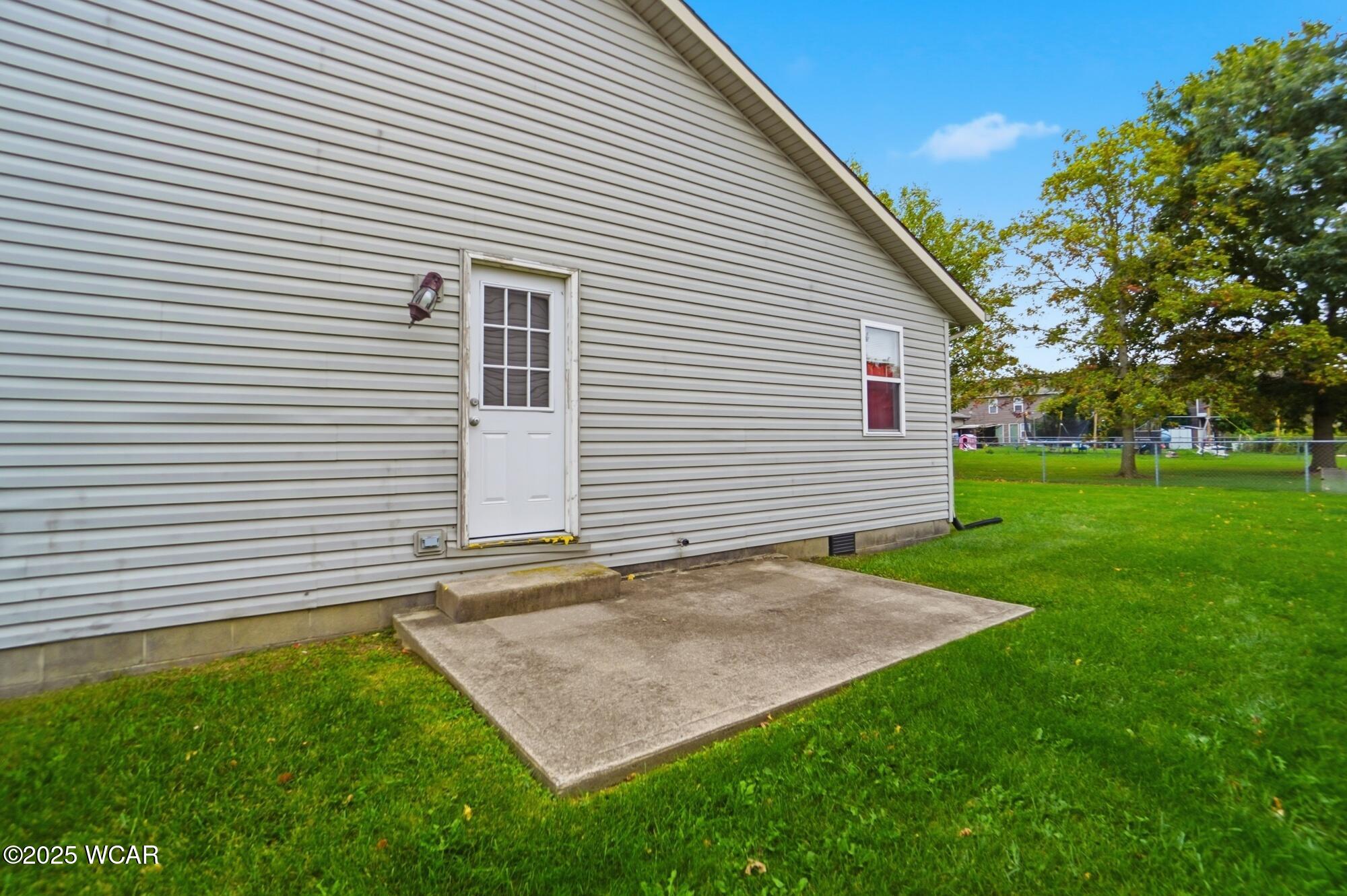 711-713 Country Side Lane, Sidney, Ohio