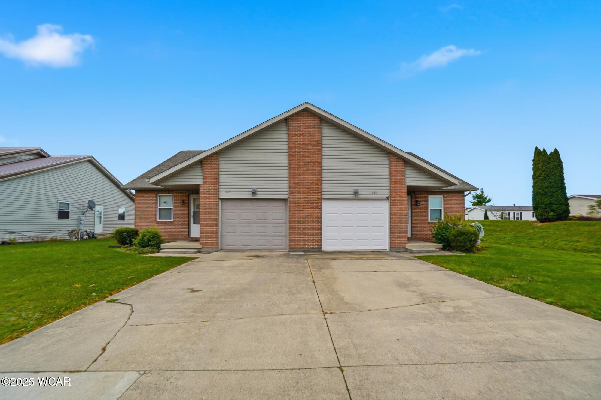 775-777 Country Side Lane, Sidney, Ohio