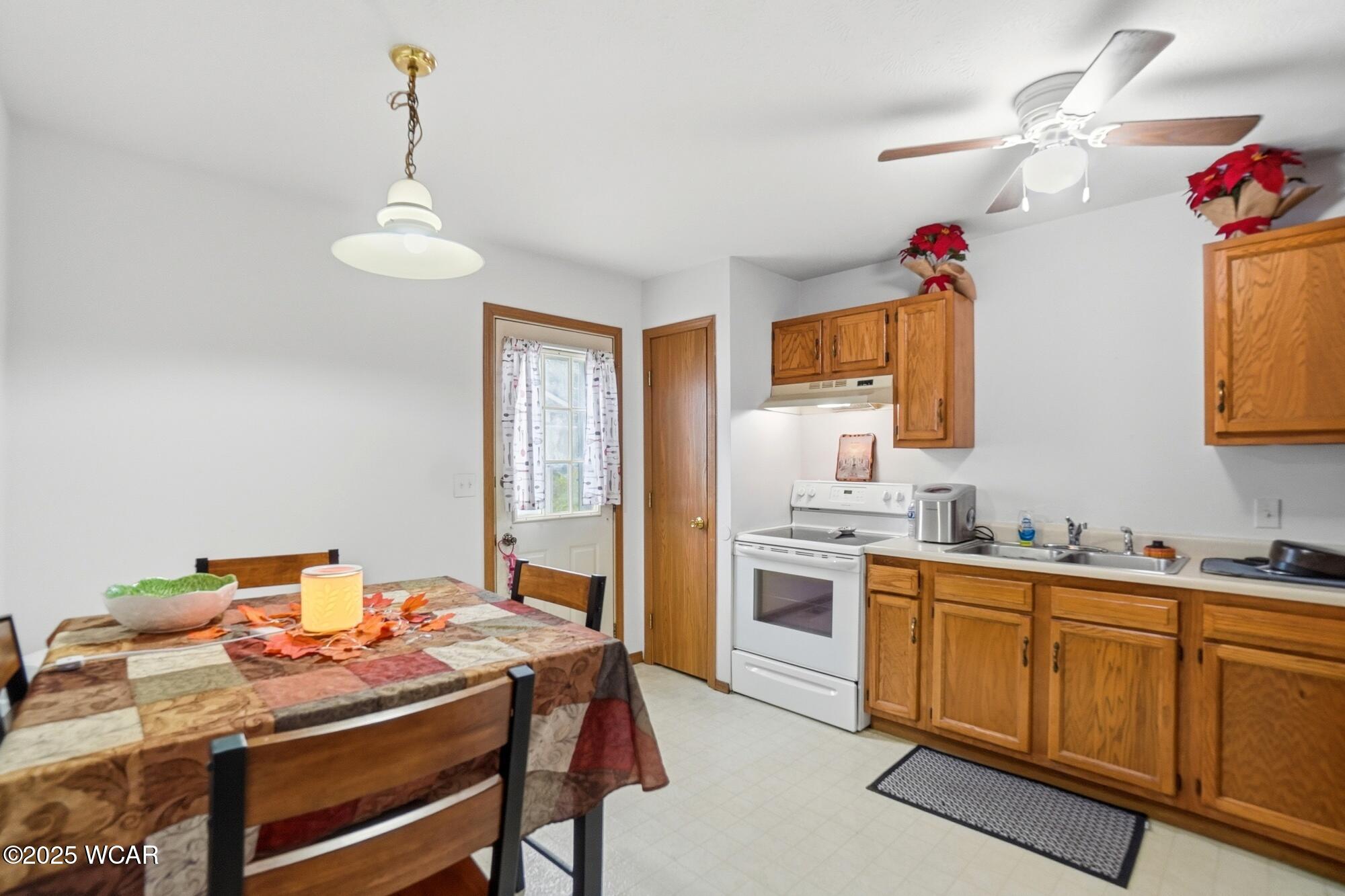 775-777 Country Side Lane, Sidney, Ohio