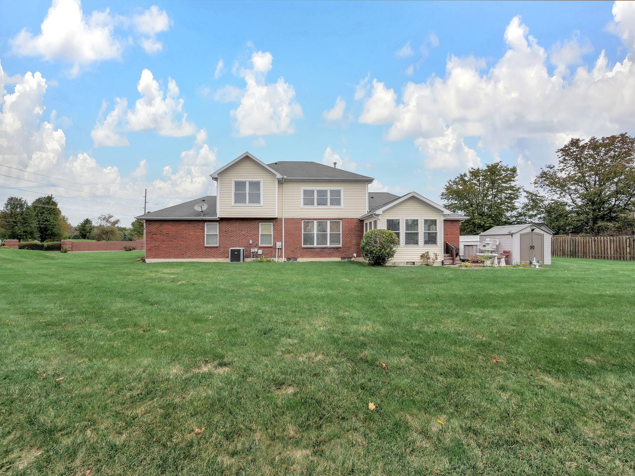 7256 Windsor Ridge Drive, Dayton, Ohio 45424