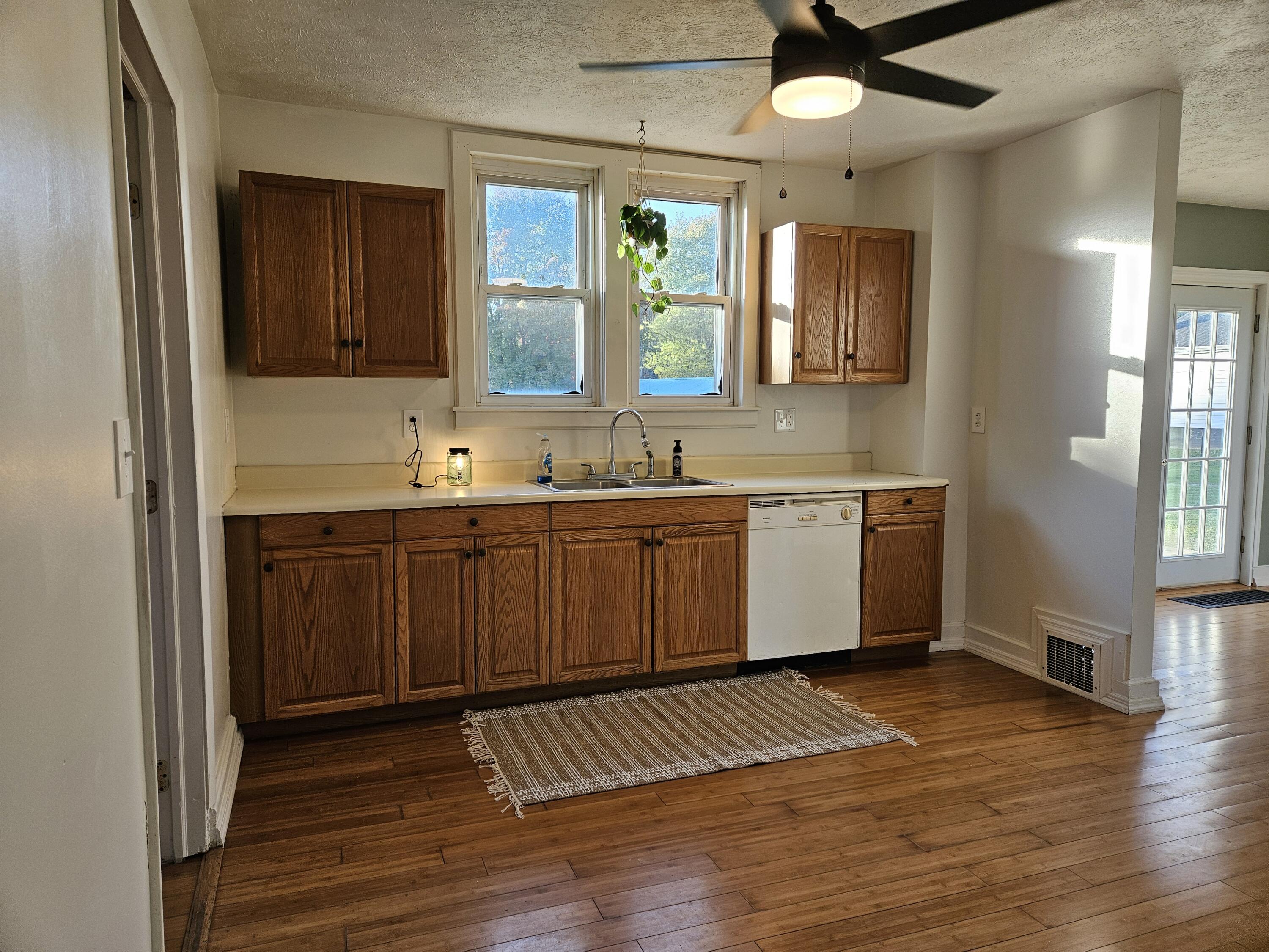 2939 Mechanicsburg Road, Springfield, Ohio 45503