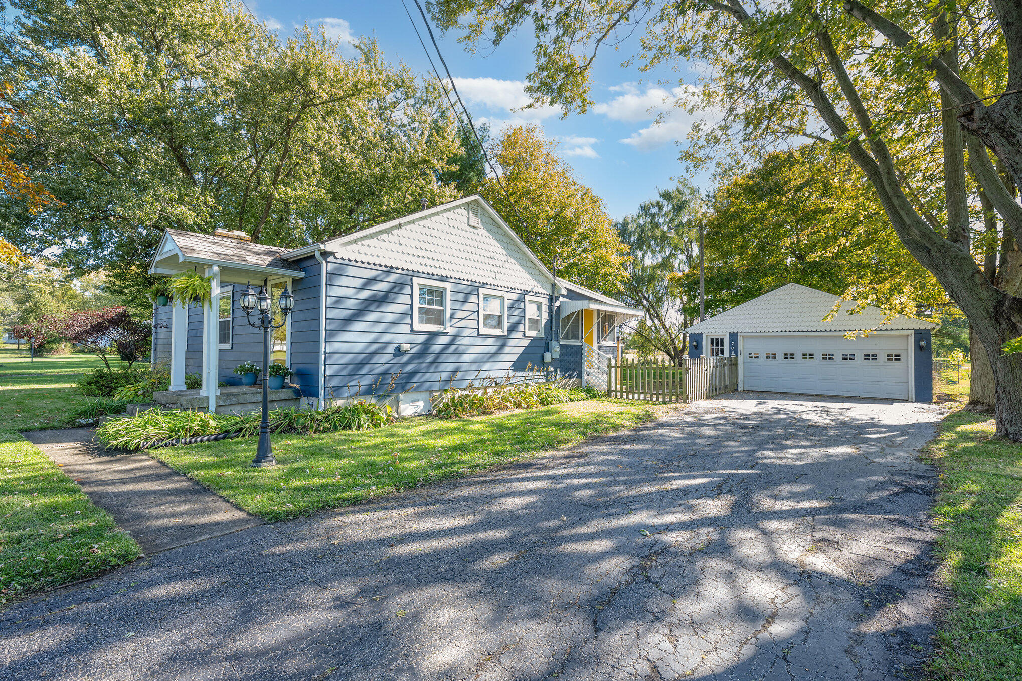 7088 Phillipsburg Union Road, Brookville, Ohio 45309