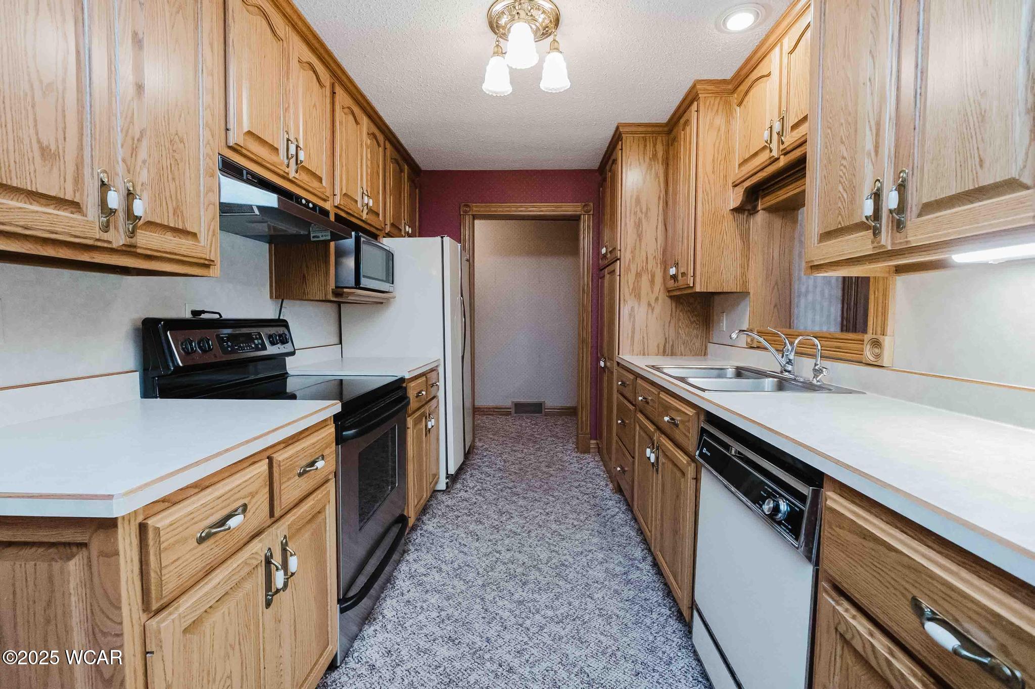 430 Jackson Street, Bluffton, Ohio