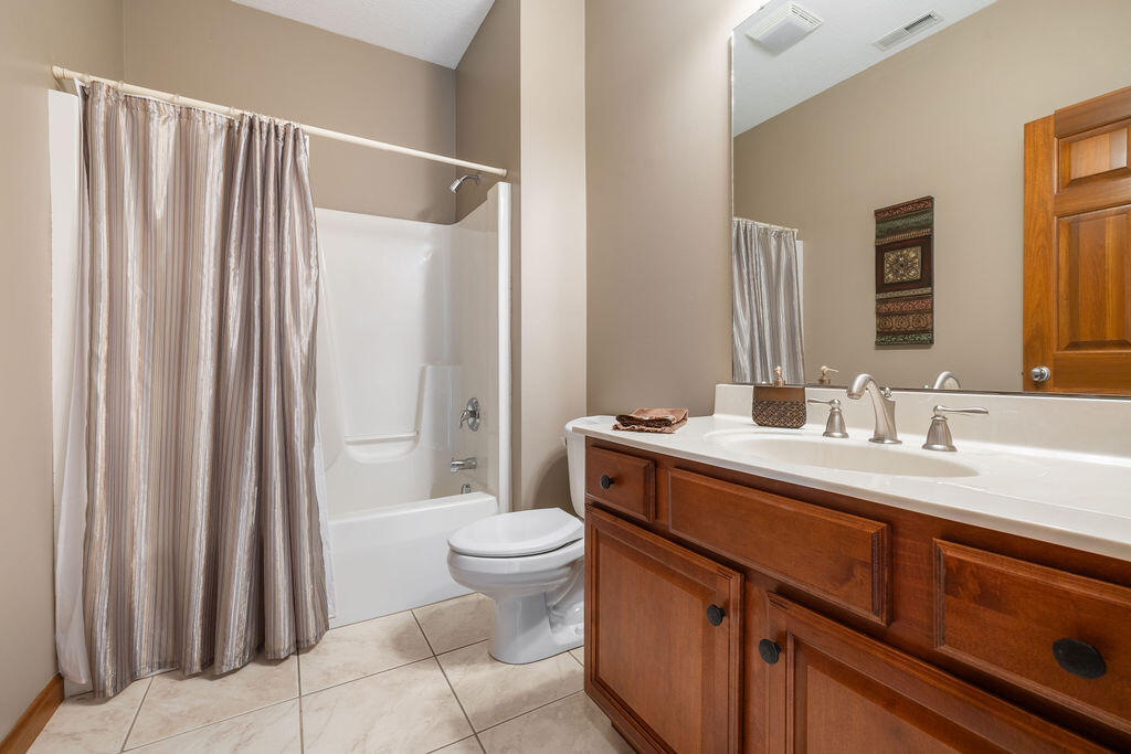 1463 Lantern Lane, Troy, Ohio 45373