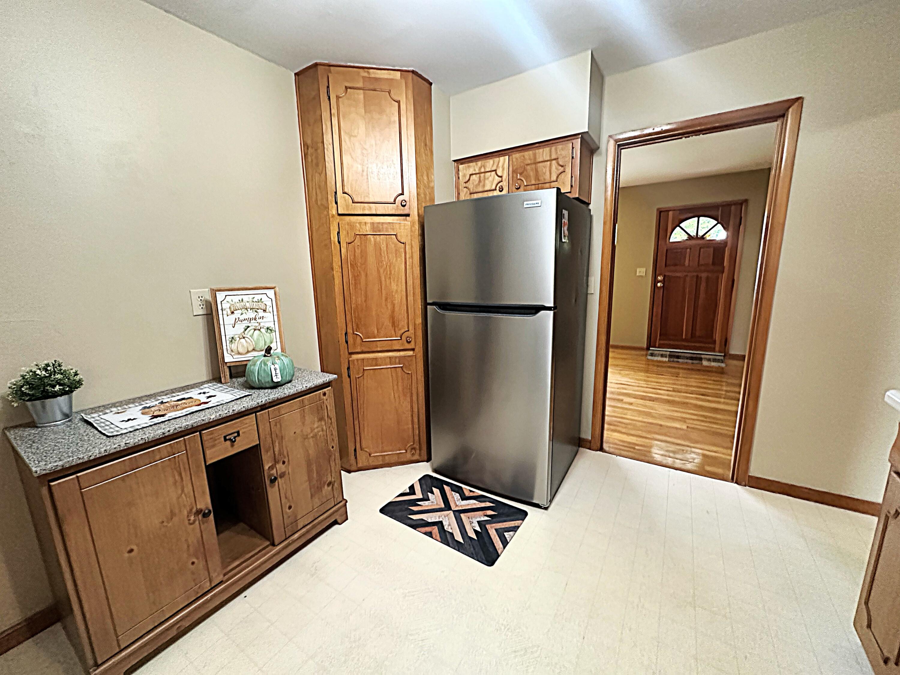 1395 Covent Road, Troy, Ohio 45373