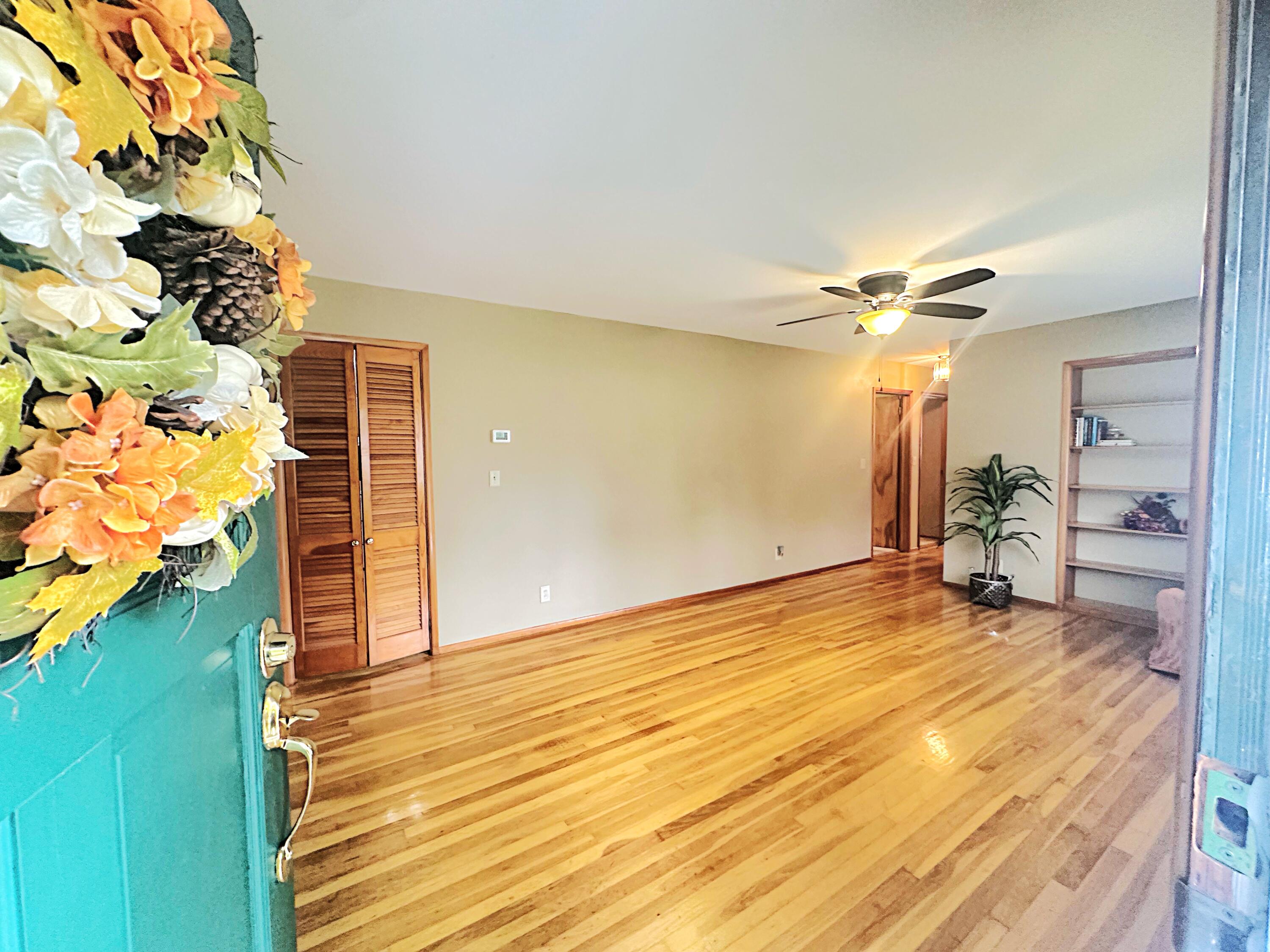 1395 Covent Road, Troy, Ohio 45373