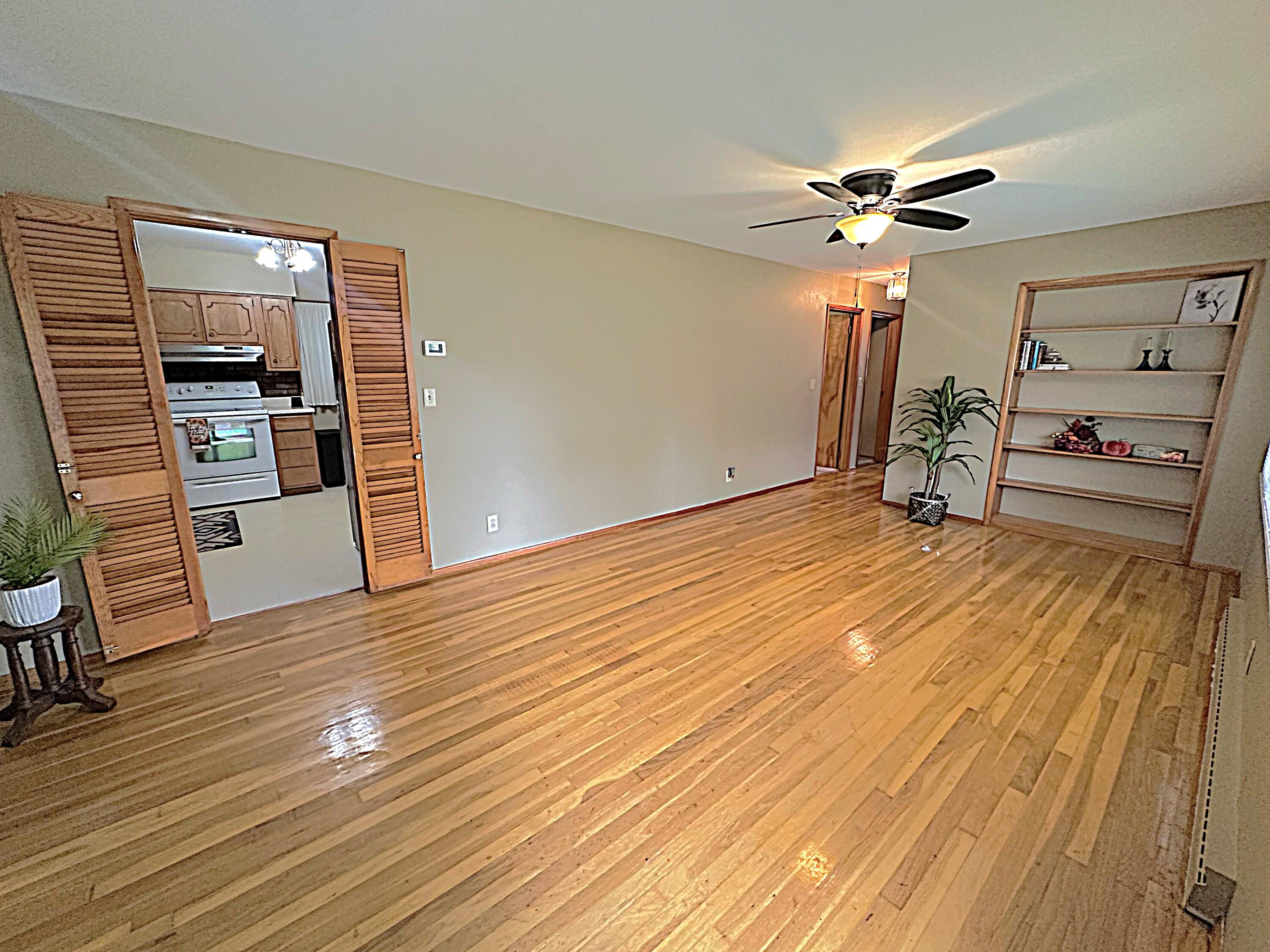 1395 Covent Road, Troy, Ohio 45373