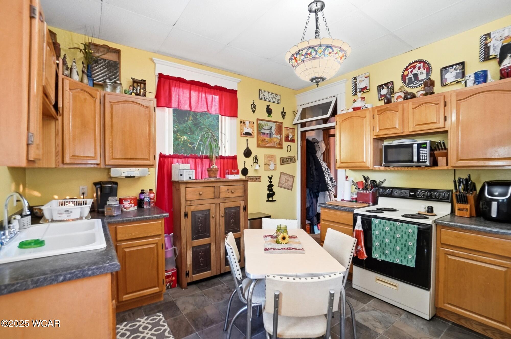 1023 Leland Avenue, Lima, Ohio