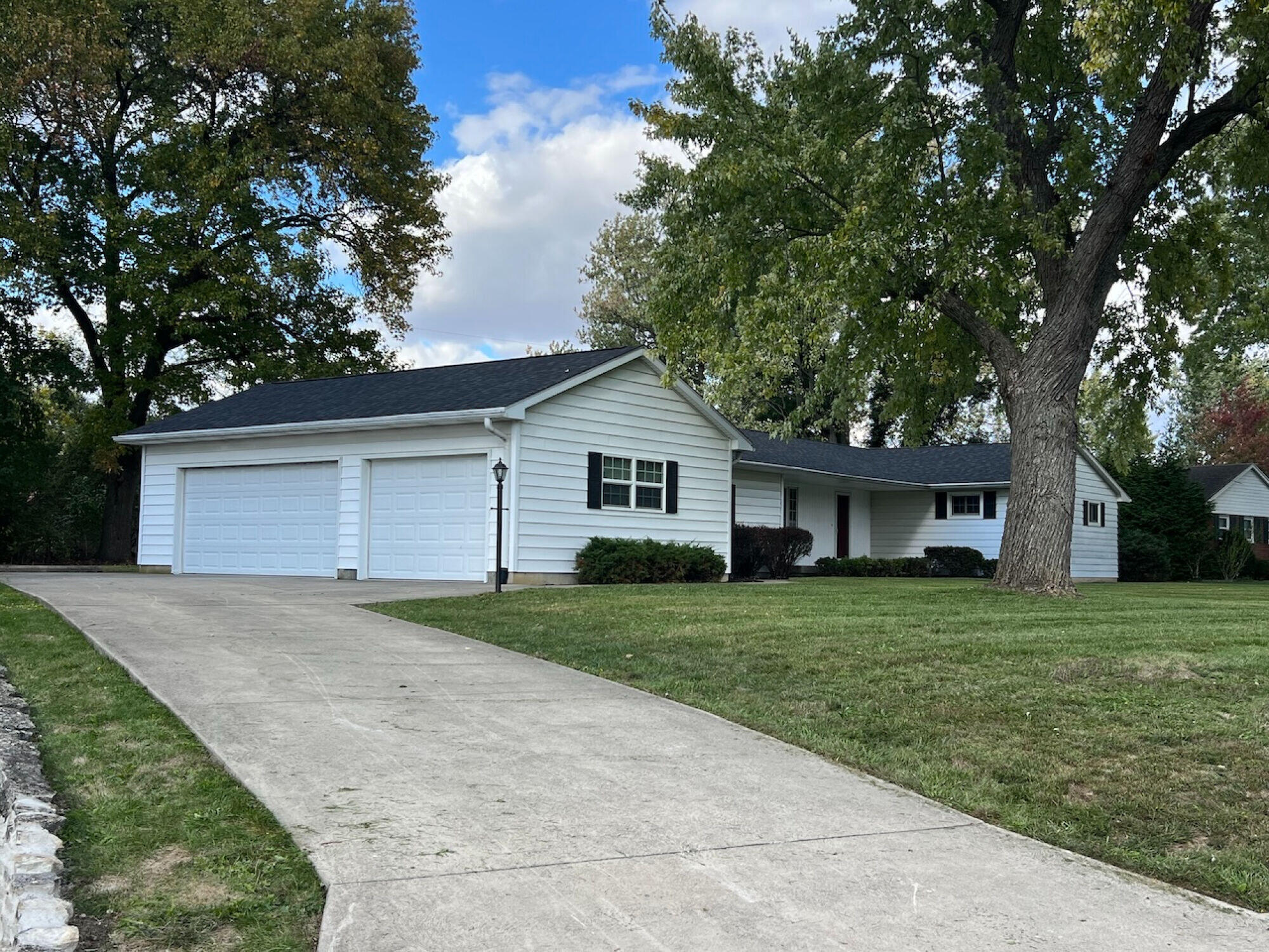 1334 Maplewood Drive, Piqua, Ohio 45356