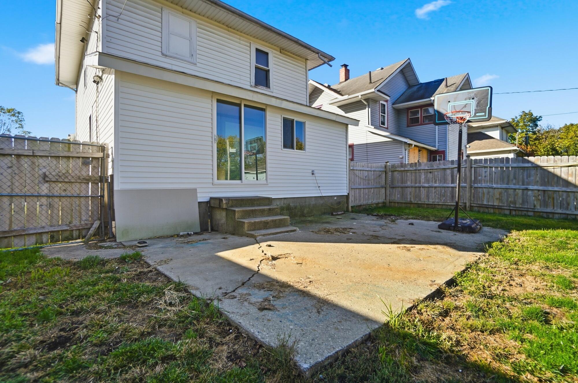 130 Wilson Avenue, Springfield, Ohio 45505