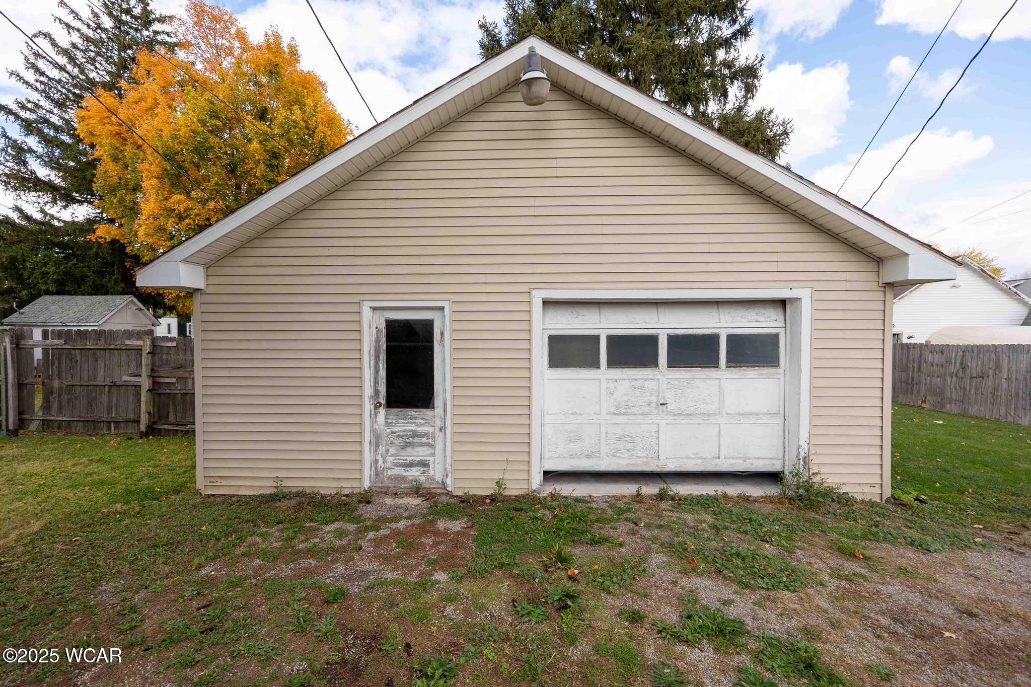 210 Jackson Street, Bluffton, Ohio