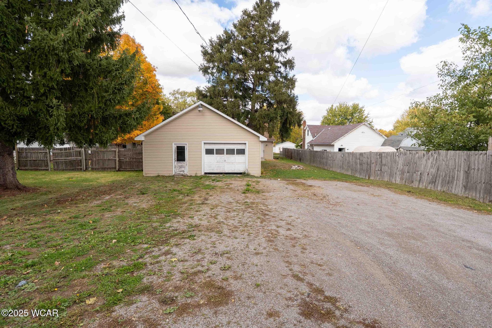 210 Jackson Street, Bluffton, Ohio