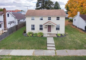 210 Jackson Street, Bluffton, Ohio, 3 Bedrooms Bedrooms, ,2 BathroomsBathrooms,Residential,For Sale,Jackson,308671