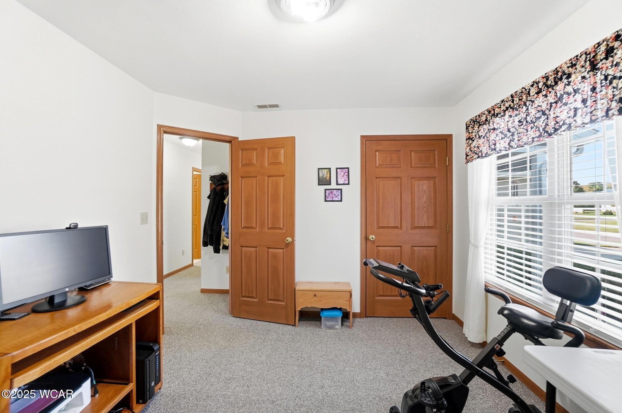 1392 Chancellor Drive, Lima, Ohio