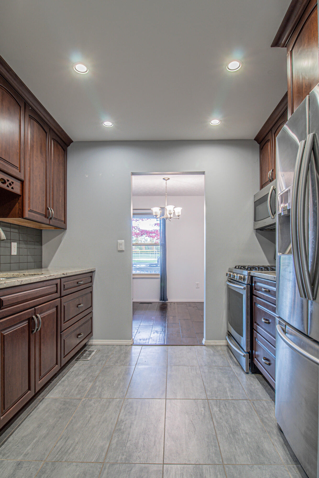 1461 Student Avenue, Springfield, Ohio 45503