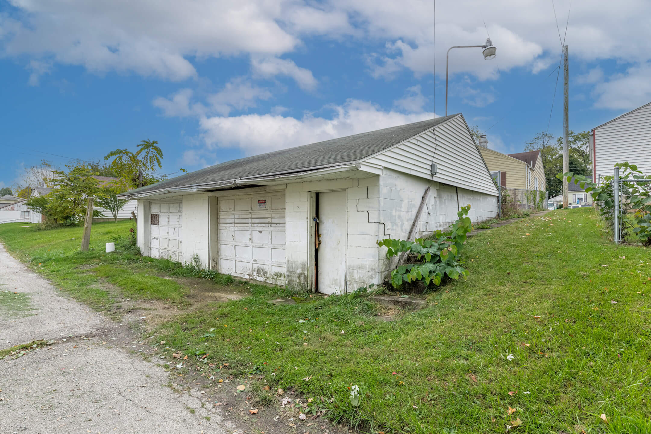 2136 Hillside Avenue, Springfield, Ohio 45503