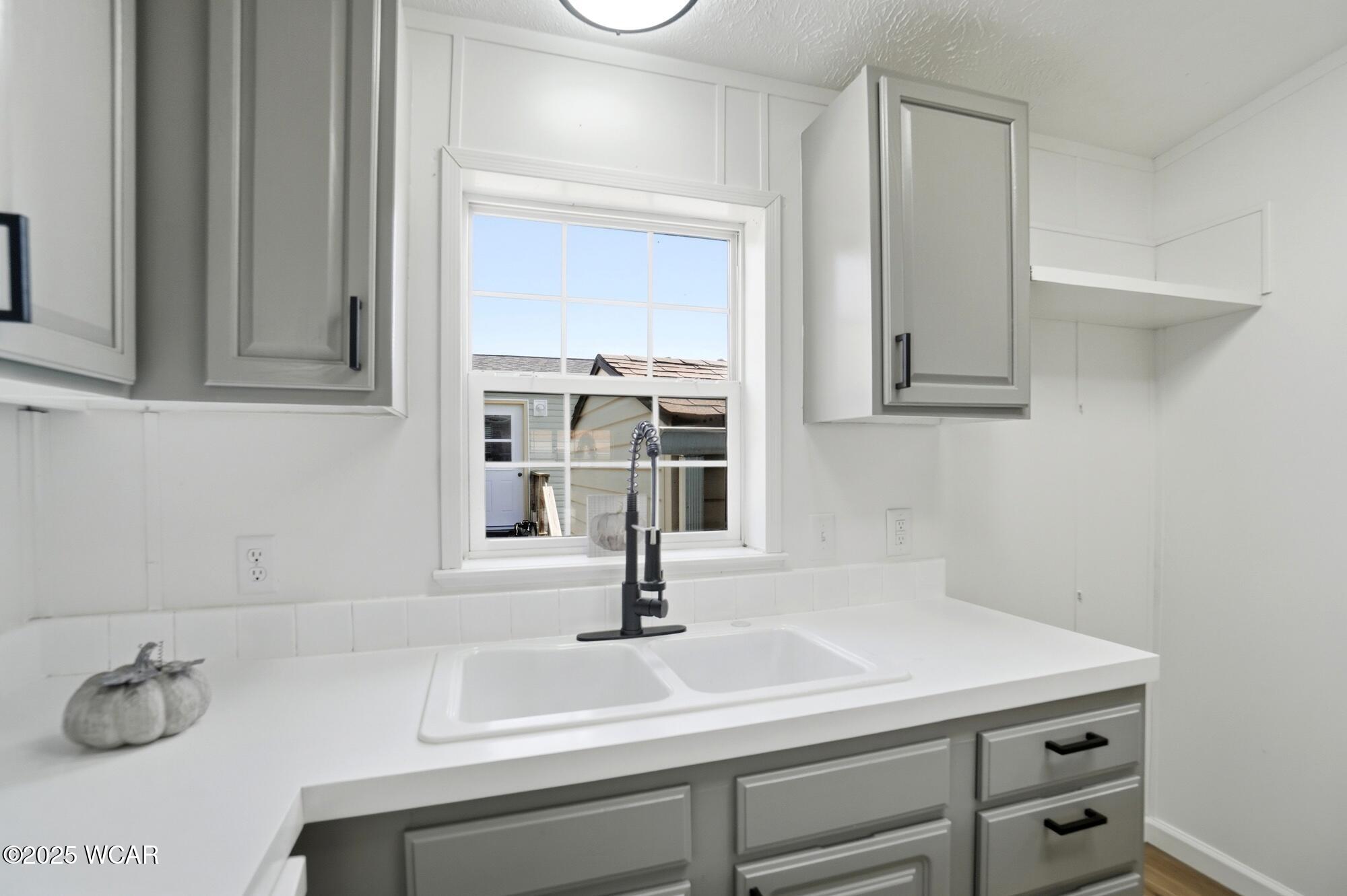 14 Deer Run, Lima, Ohio