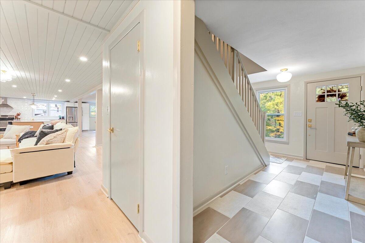 844 White Oak Drive, Springfield, Ohio 45504