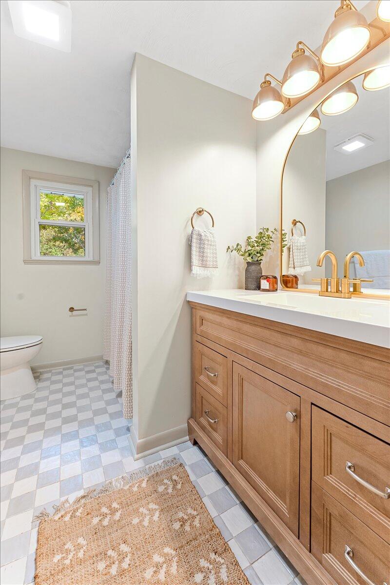 844 White Oak Drive, Springfield, Ohio 45504