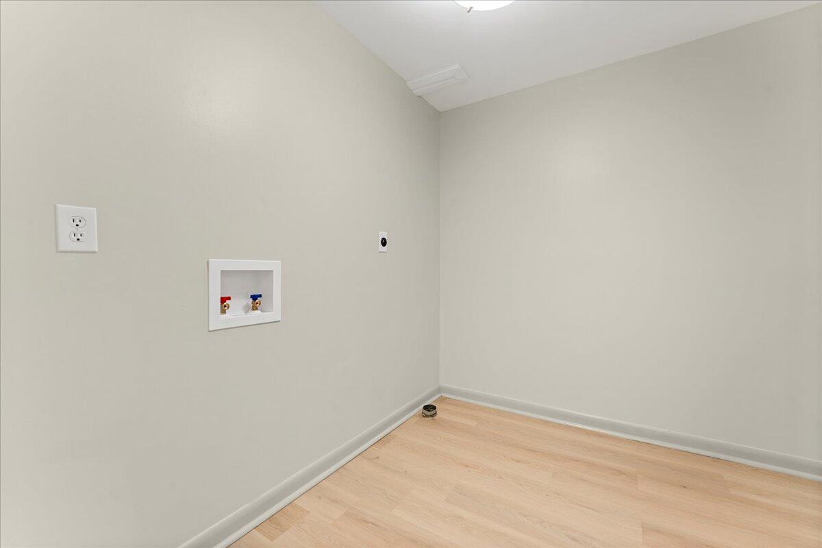 844 White Oak Drive, Springfield, Ohio 45504