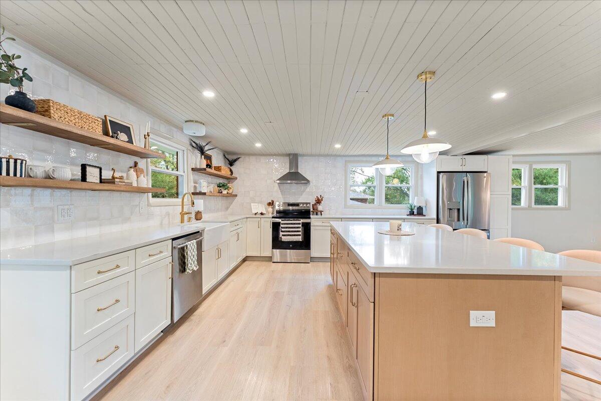 844 White Oak Drive, Springfield, Ohio 45504