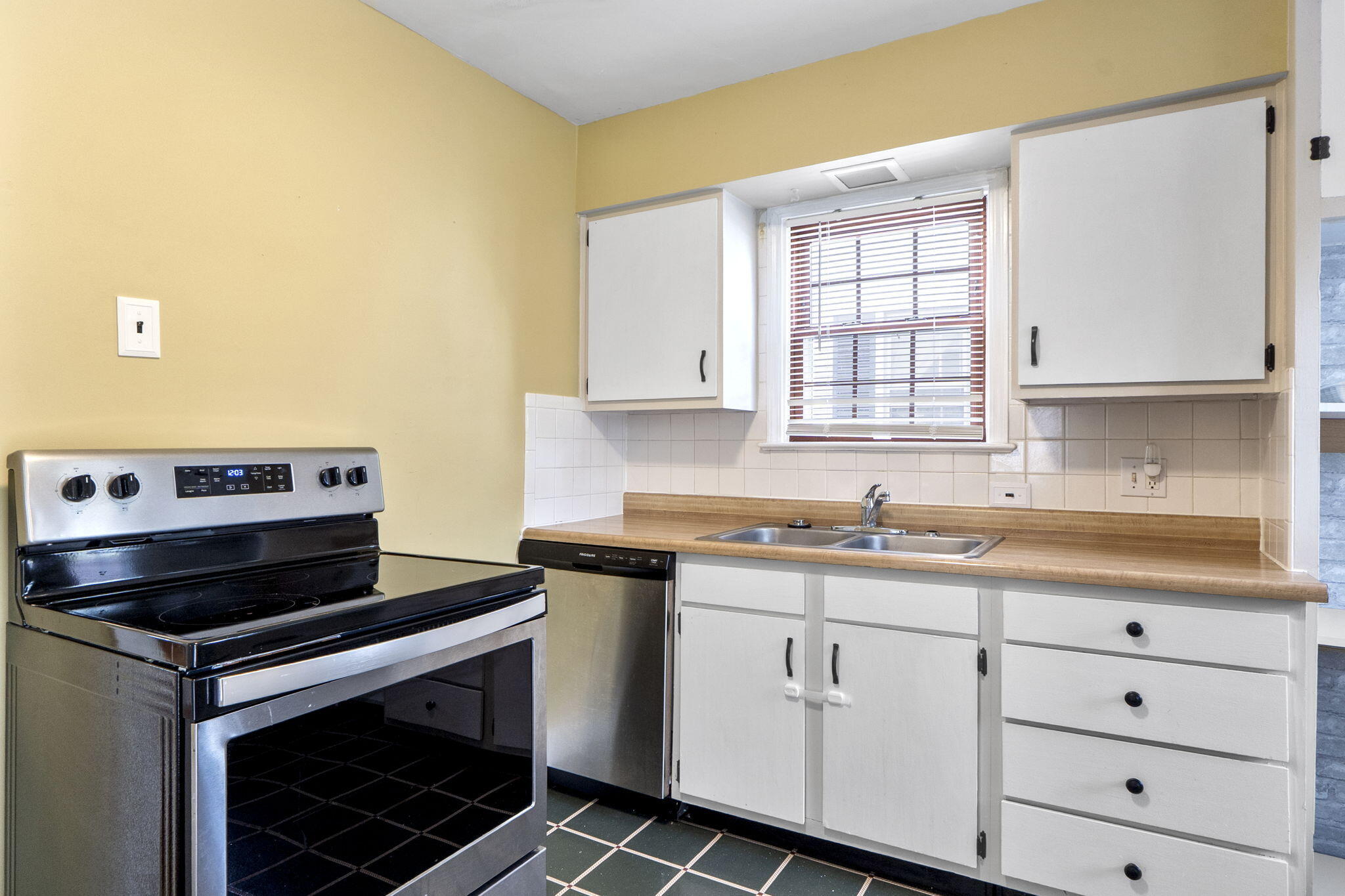 716 Second Street, Springfield, Ohio 45504