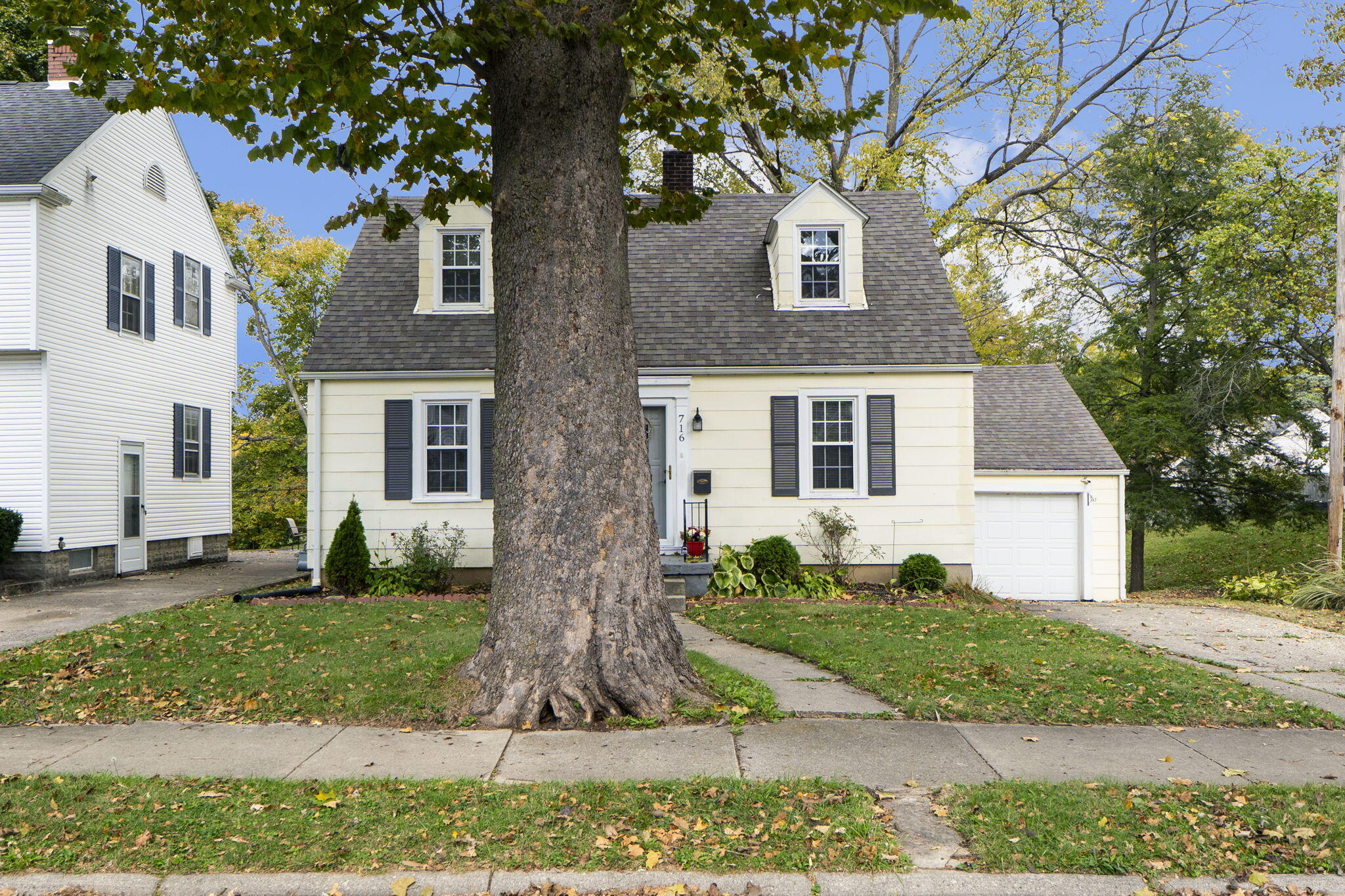 716 Second Street, Springfield, Ohio 45504