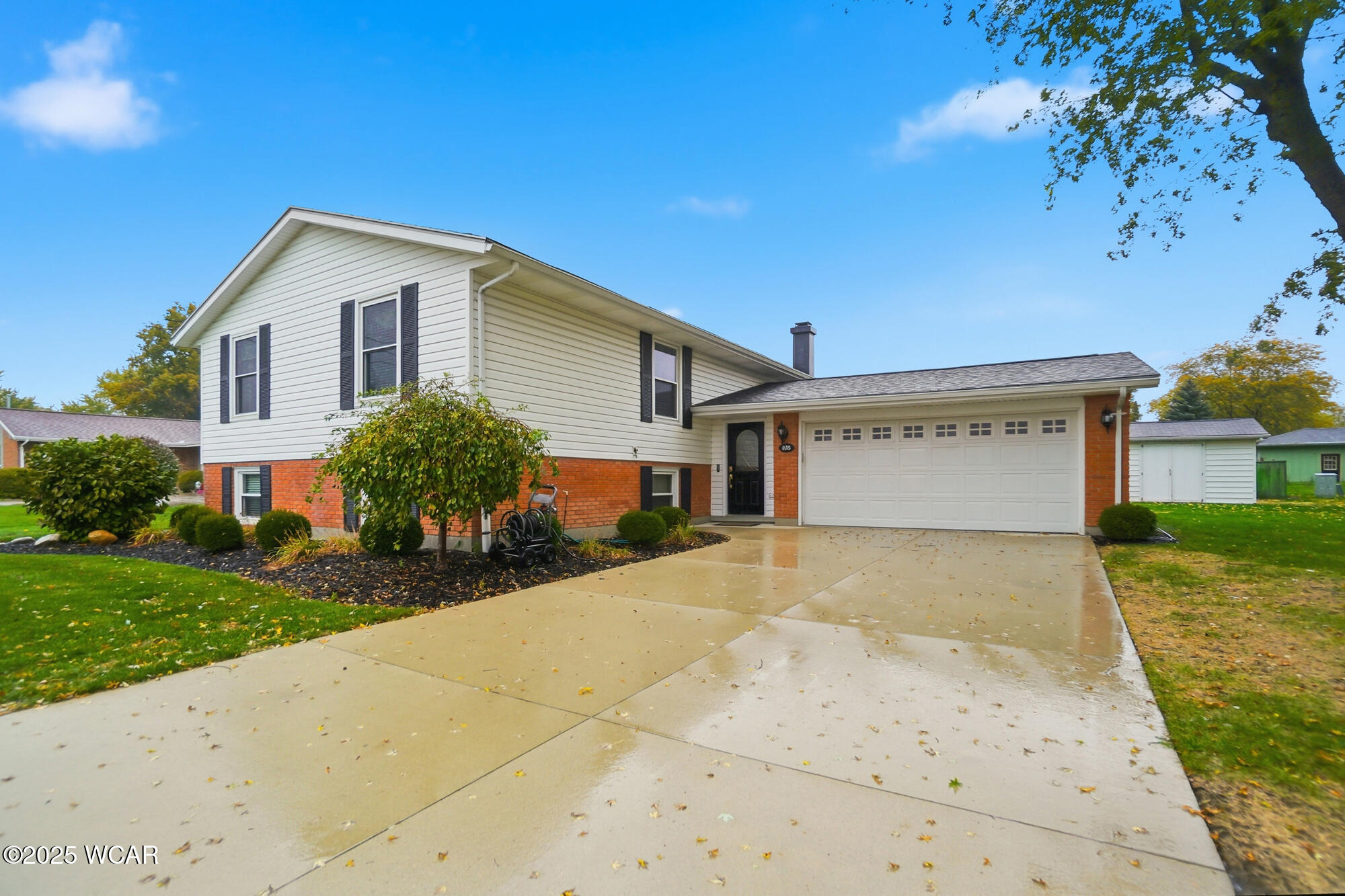 808 Aster Drive, Wapakoneta, Ohio