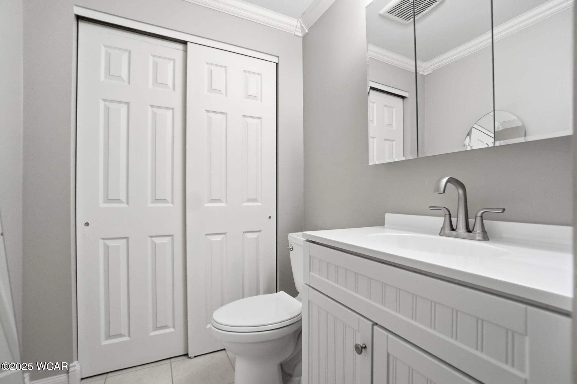 808 Aster Drive, Wapakoneta, Ohio