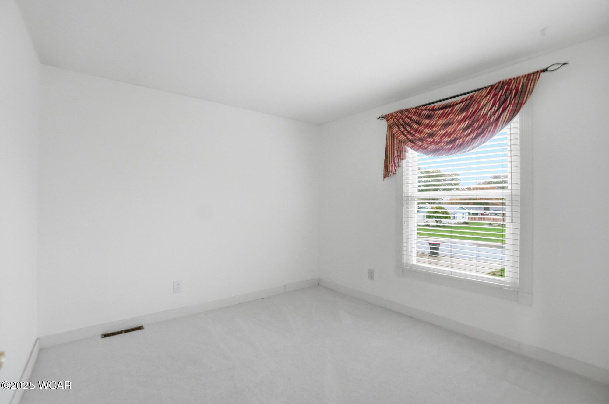 808 Aster Drive, Wapakoneta, Ohio