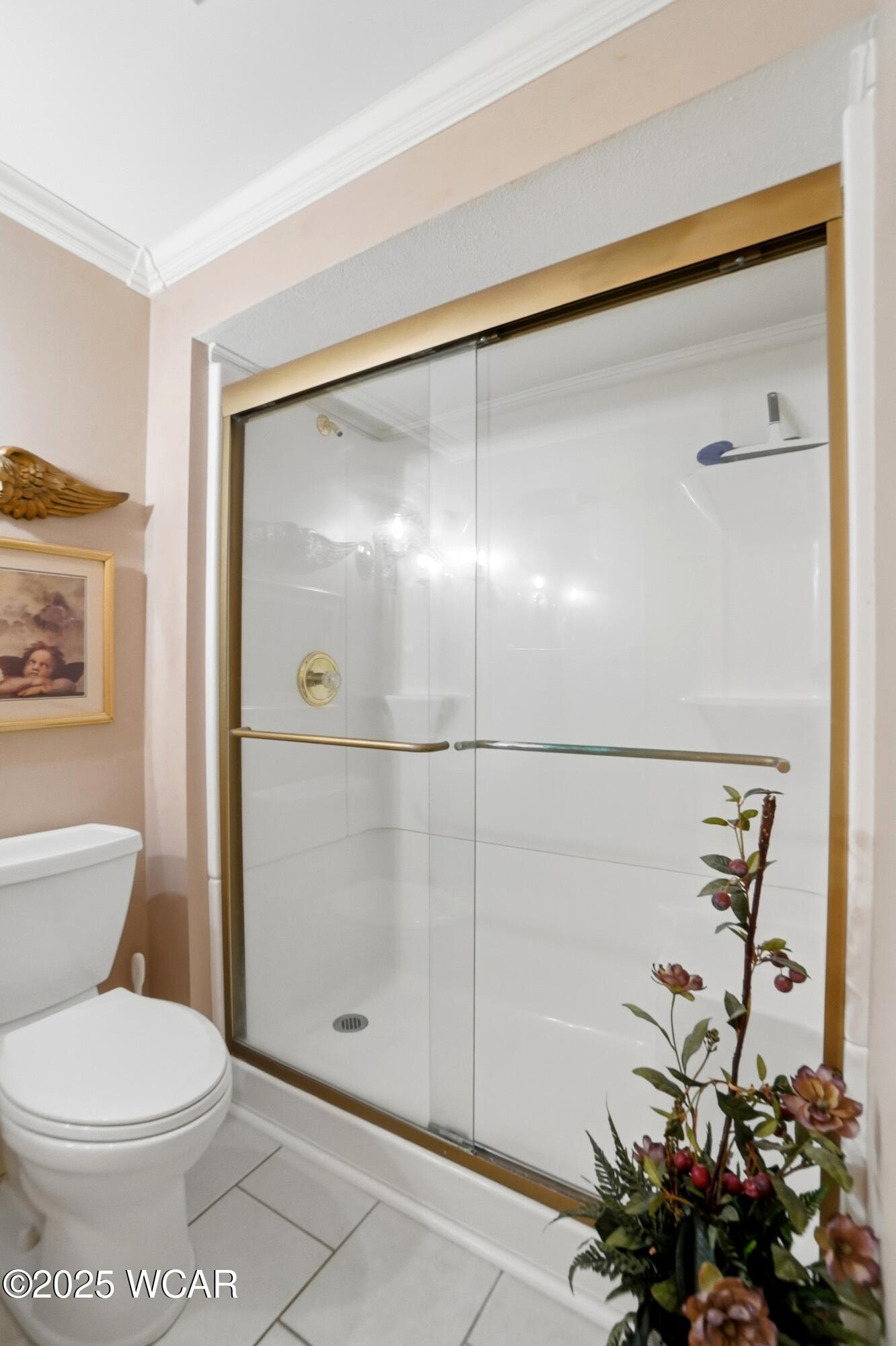 808 Aster Drive, Wapakoneta, Ohio