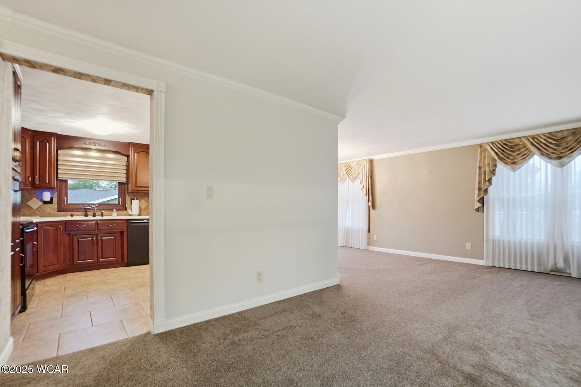 808 Aster Drive, Wapakoneta, Ohio