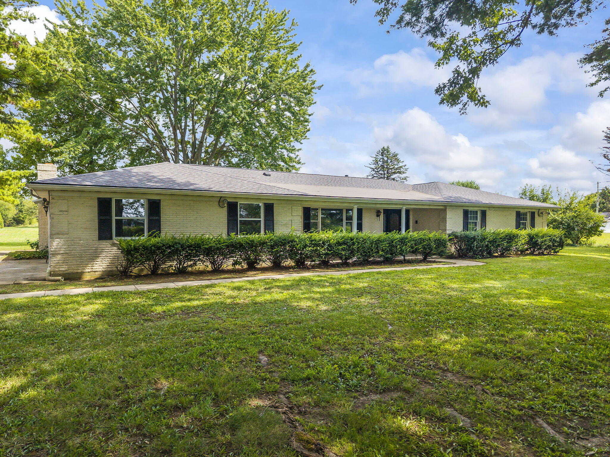 738 Medway Carlisle Road, New Carlisle, Ohio 45344