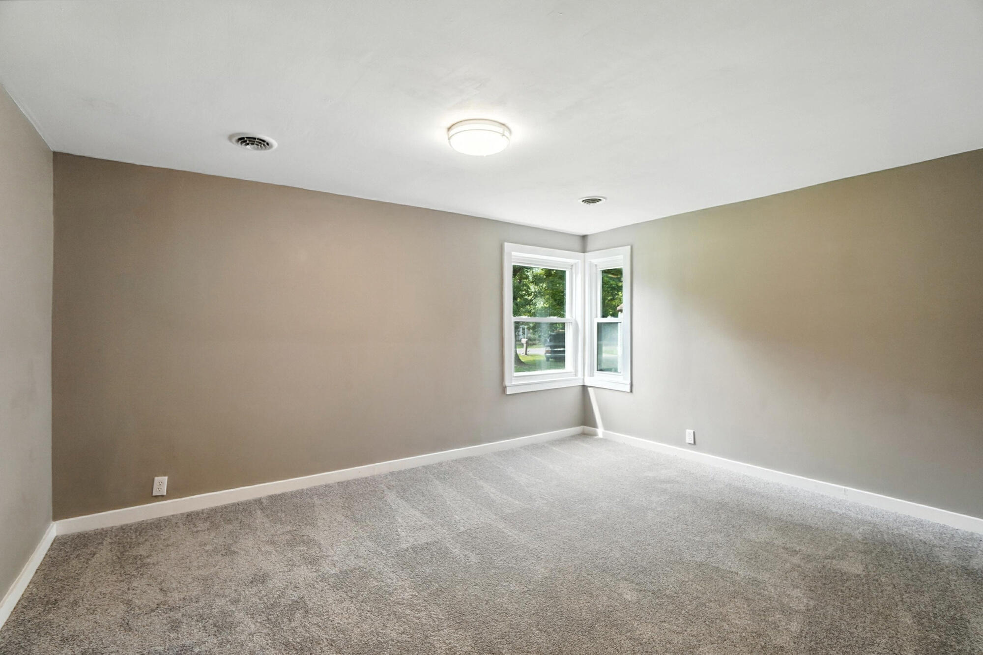 1215 Maple Street, Troy, Ohio 45373