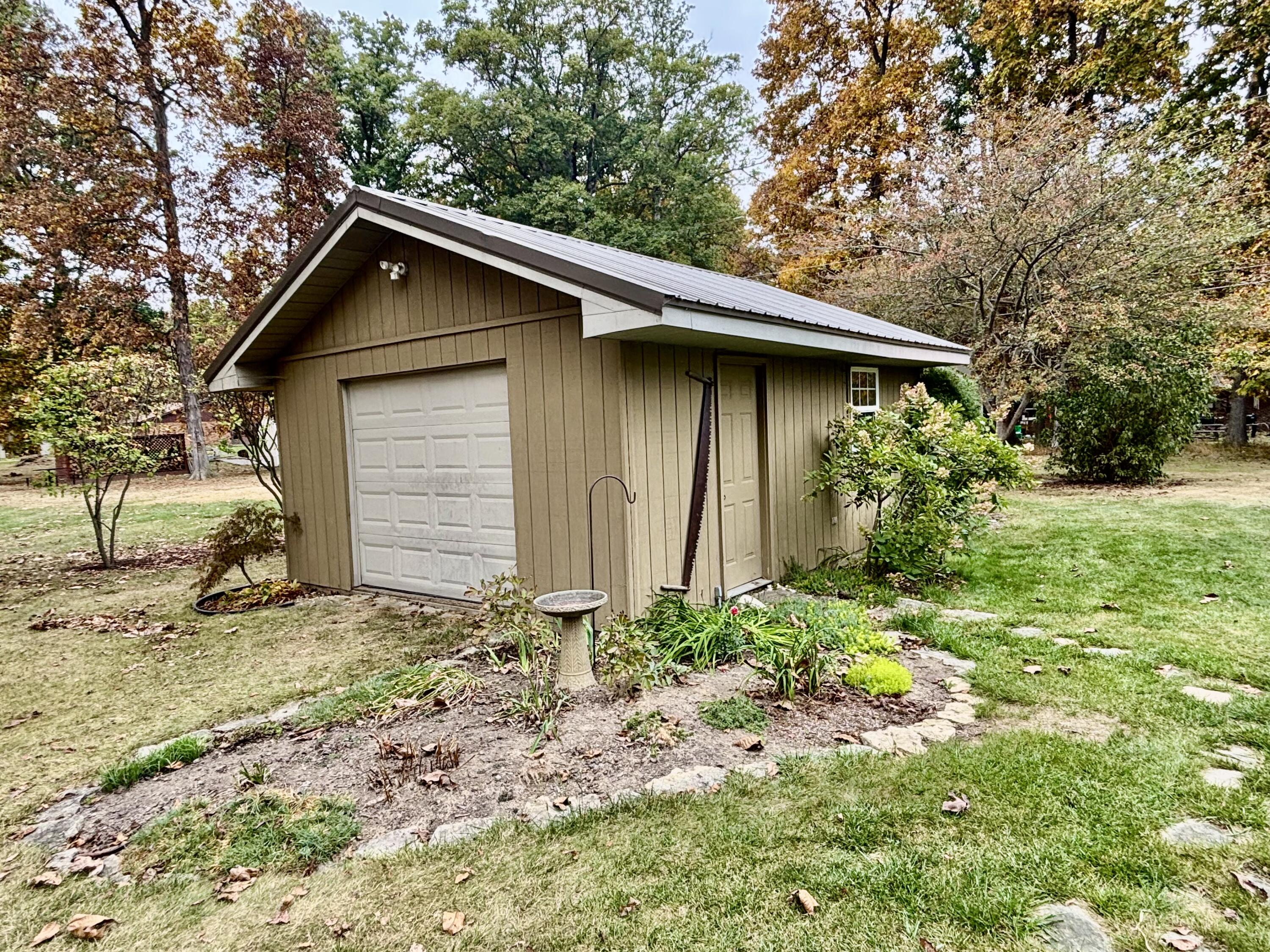 6799 Debra Avenue, Celina, Ohio 45822