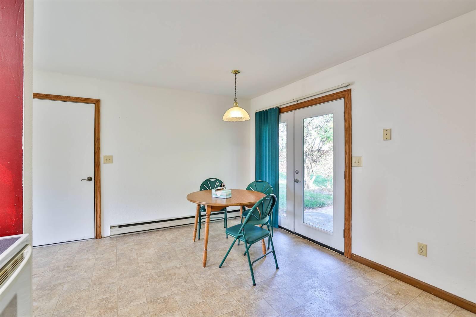 2401 Highland Court, Troy, Ohio 45373