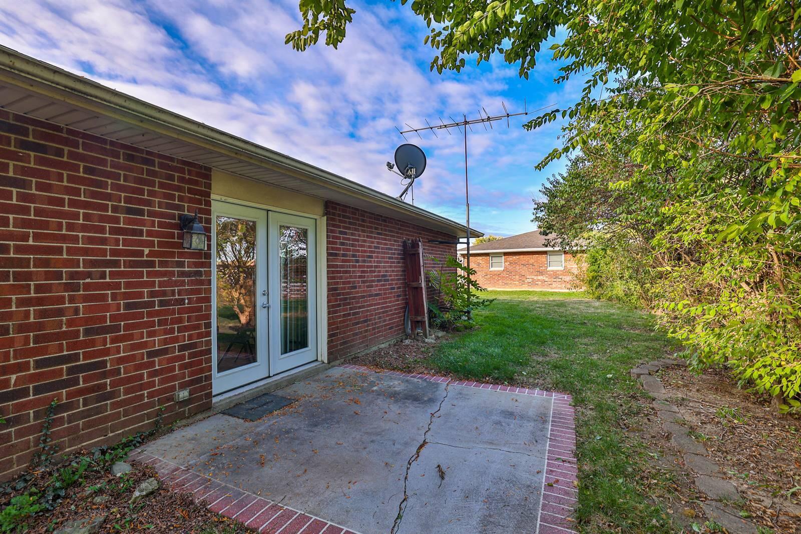 2401 Highland Court, Troy, Ohio 45373