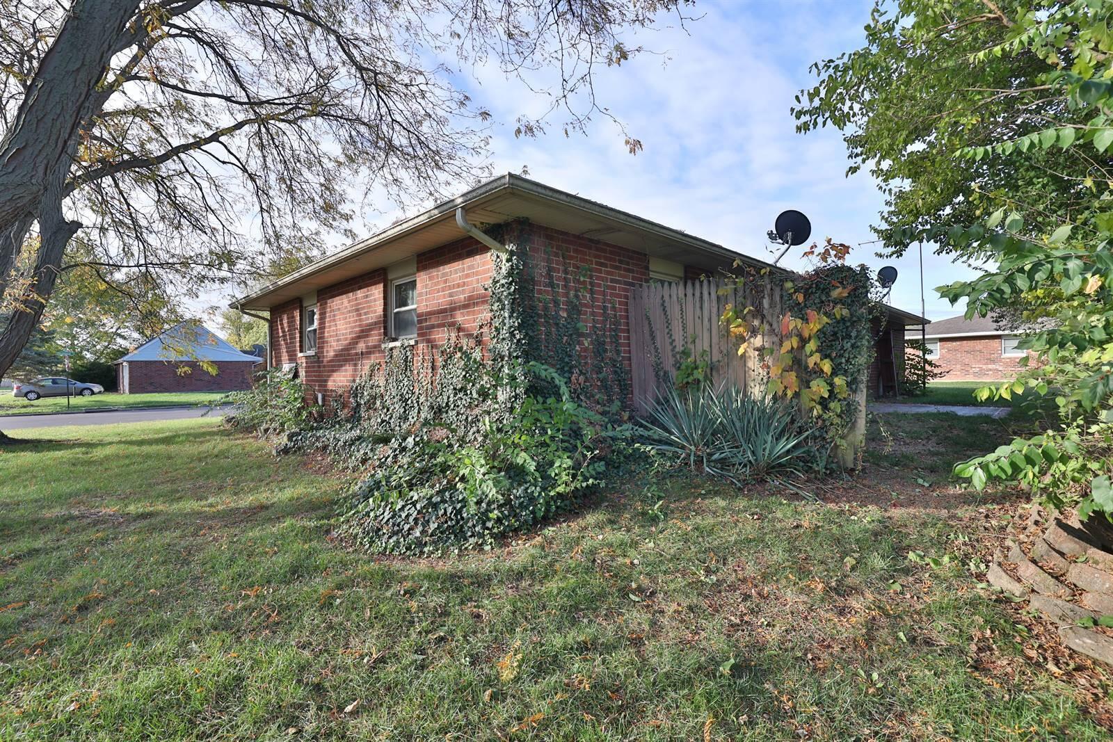 2401 Highland Court, Troy, Ohio 45373