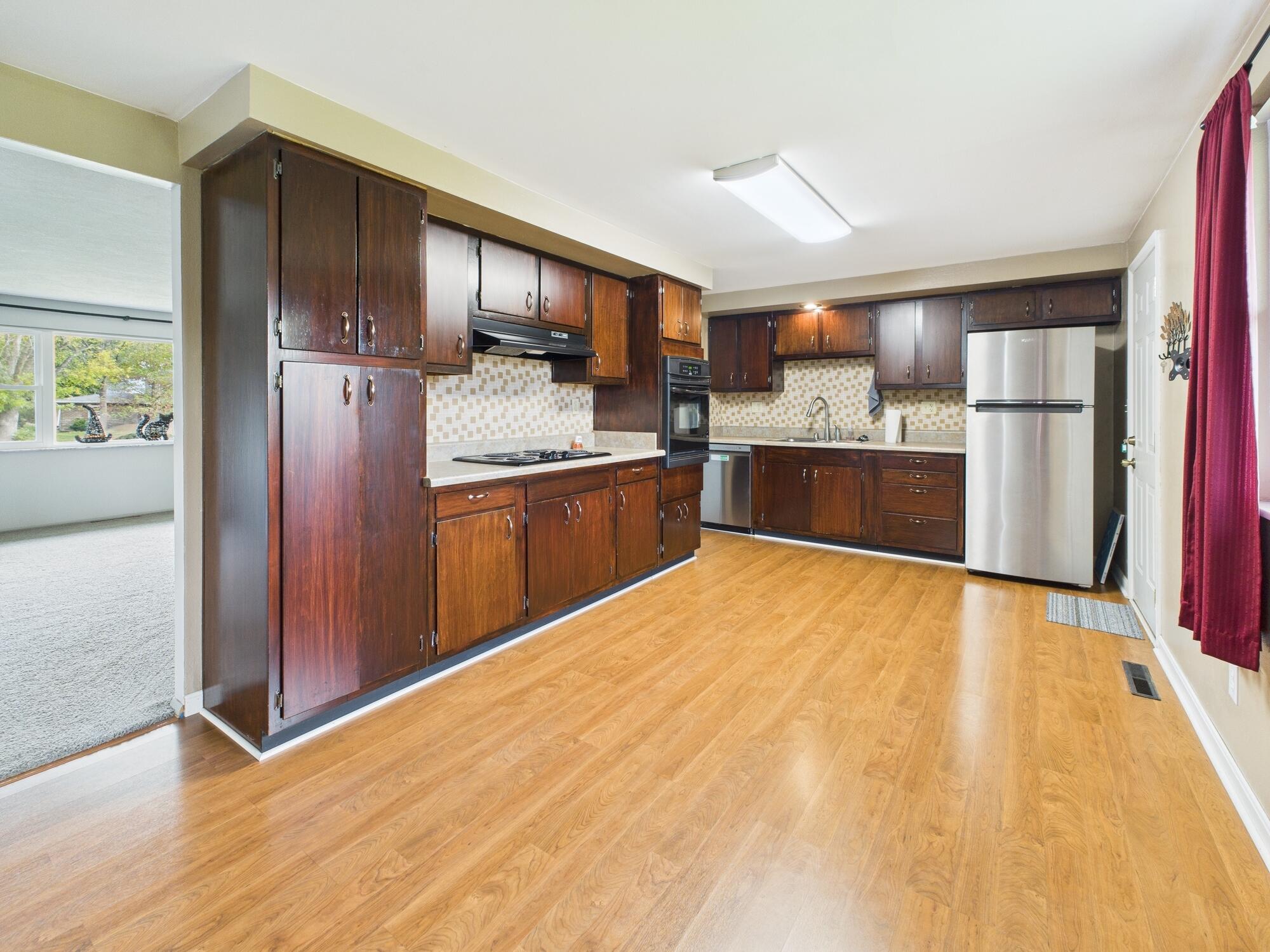 6781 Taywood Road, Englewood, Ohio 45322