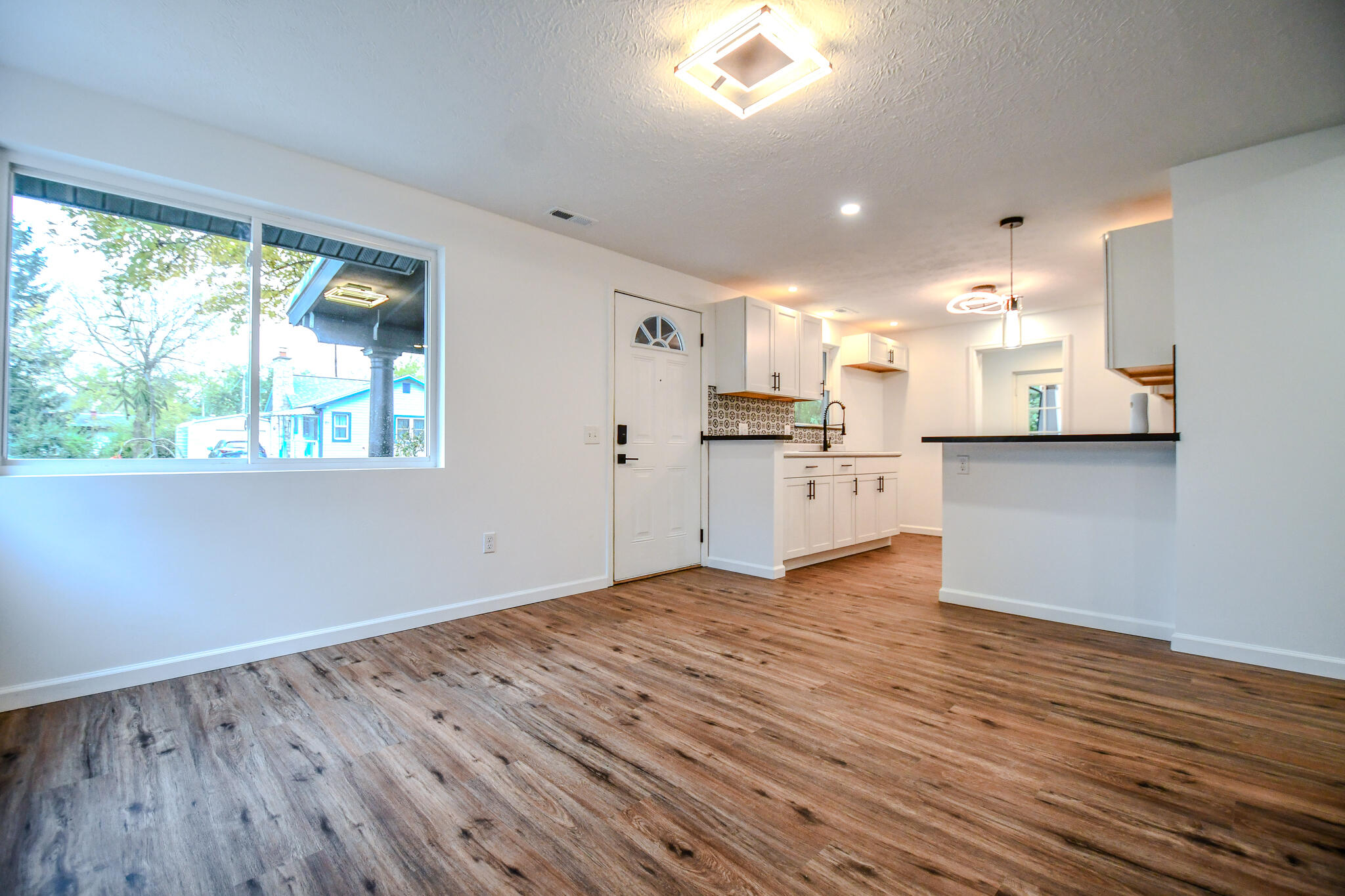 16 Laurel Road, Medway, Ohio 45341