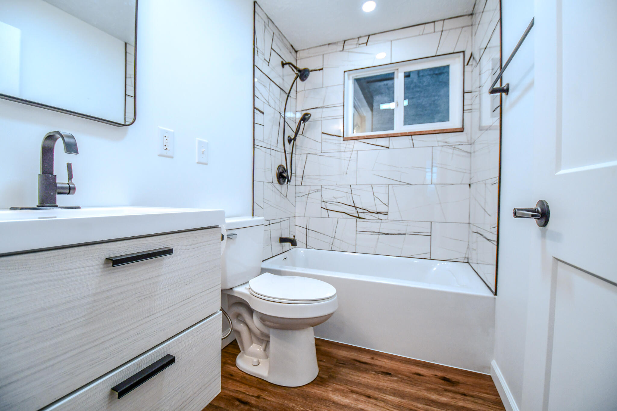 16 Laurel Road, Medway, Ohio 45341