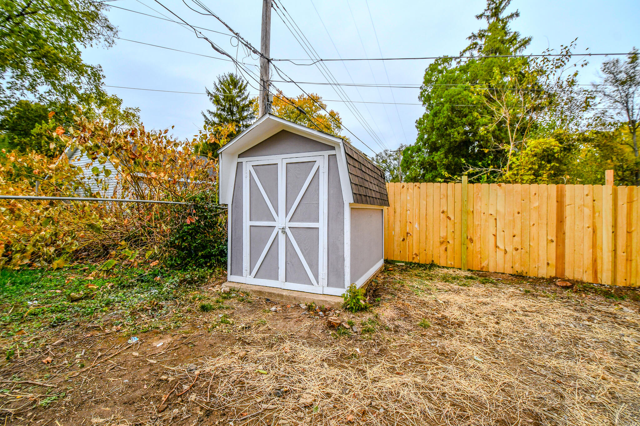 16 Laurel Road, Medway, Ohio 45341